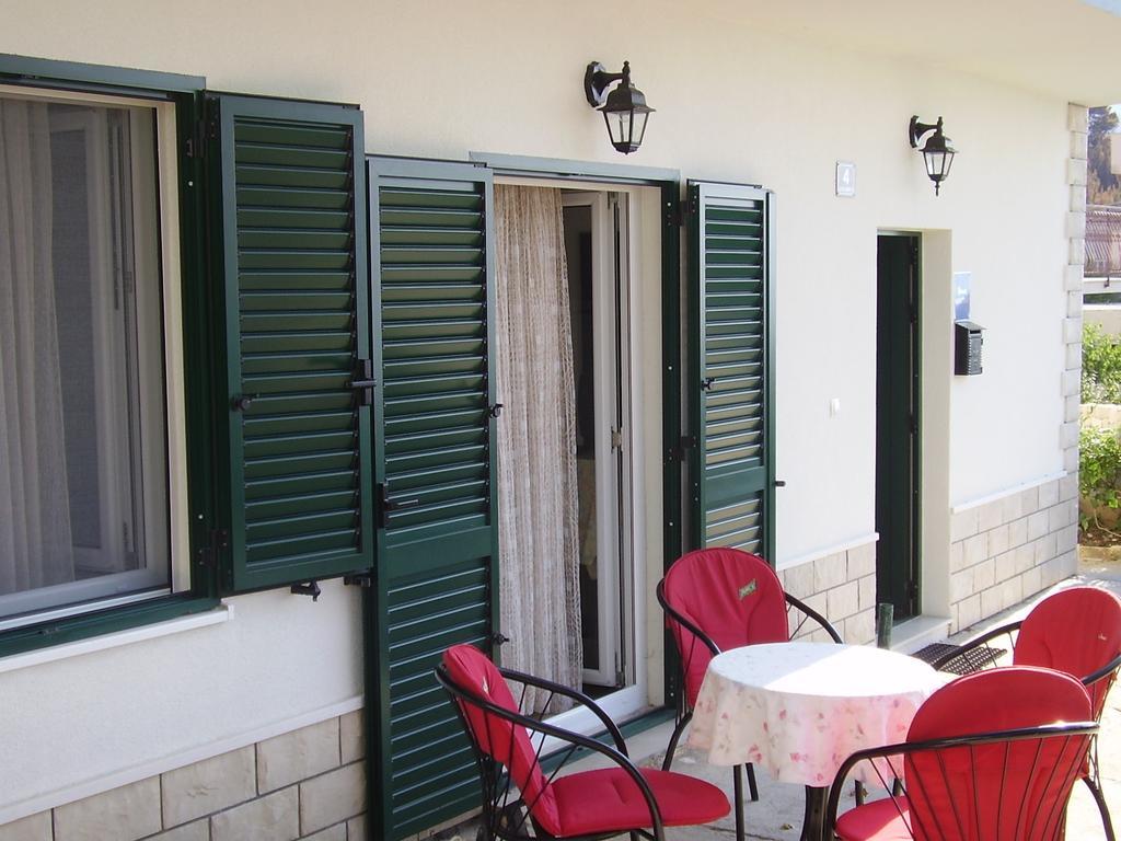 Petar Apartment Оміш Номер фото